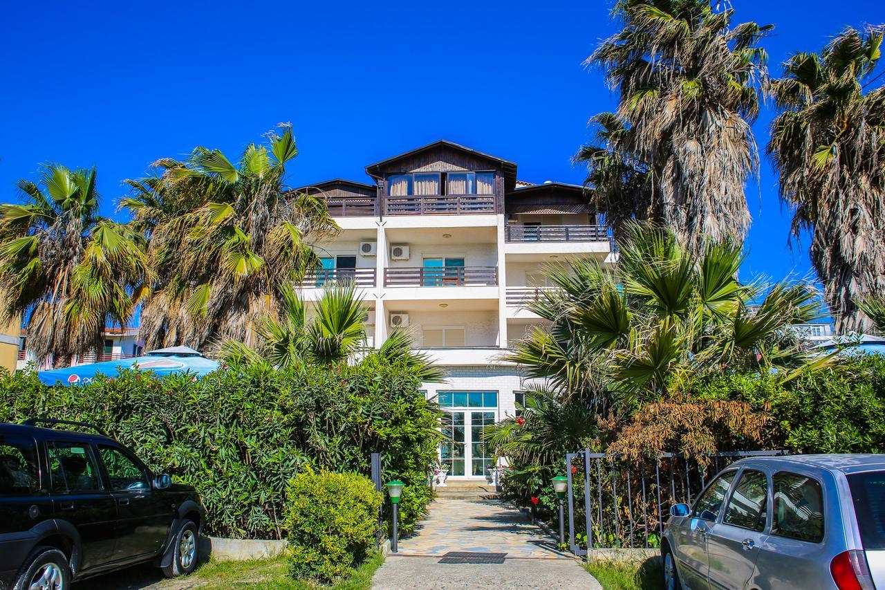 Hotel Venezia Golem  Luaran gambar
