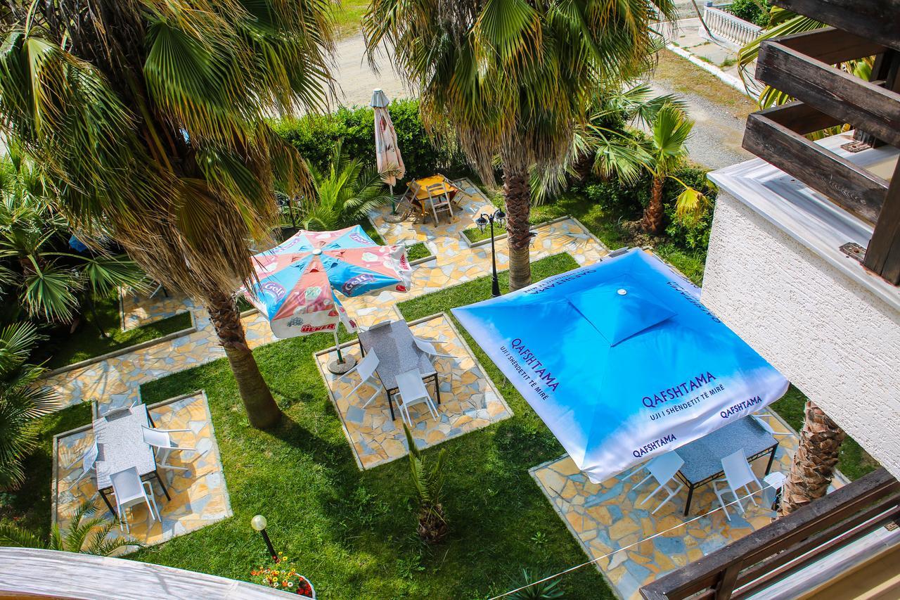 Hotel Venezia Golem  Luaran gambar